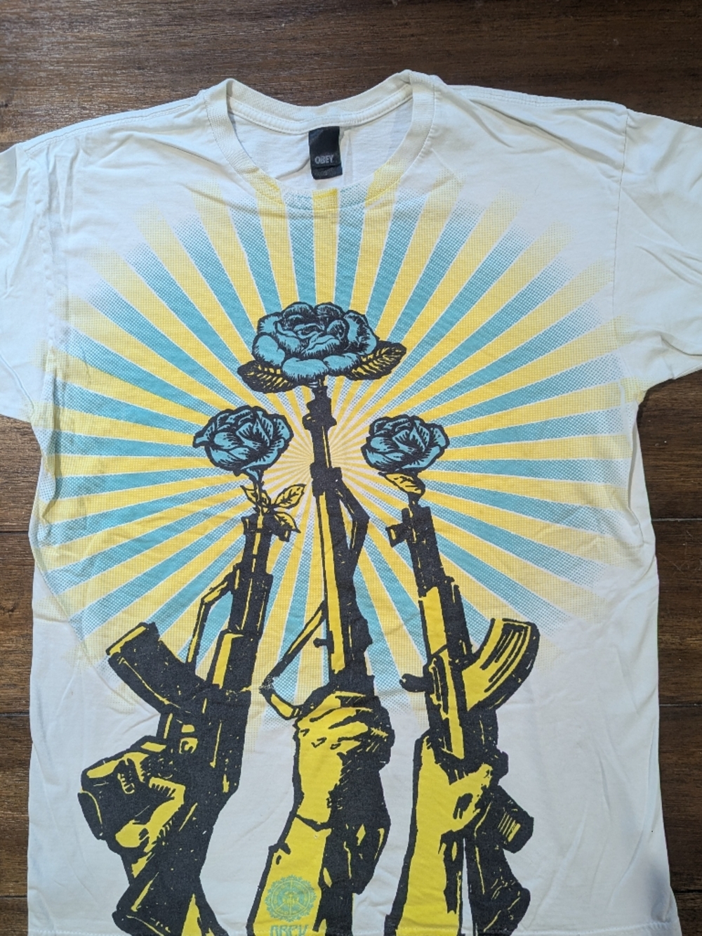 Vintage OBEY "Guns & Roses" Tshirt